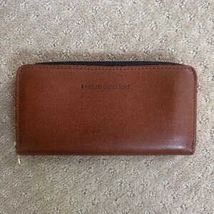 Portland Leather Goods Accordion Zip Wallet, Honey, Like New